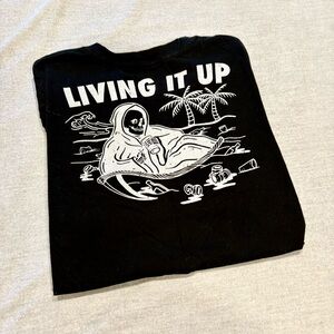 "Living It Up" Reaper Beach Graphic T-Shirt
